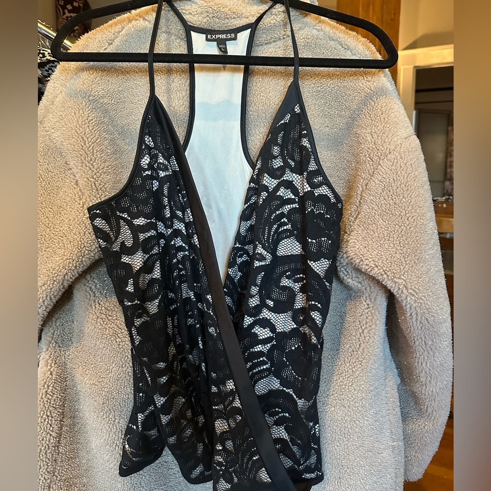Express S outer wear black tank top